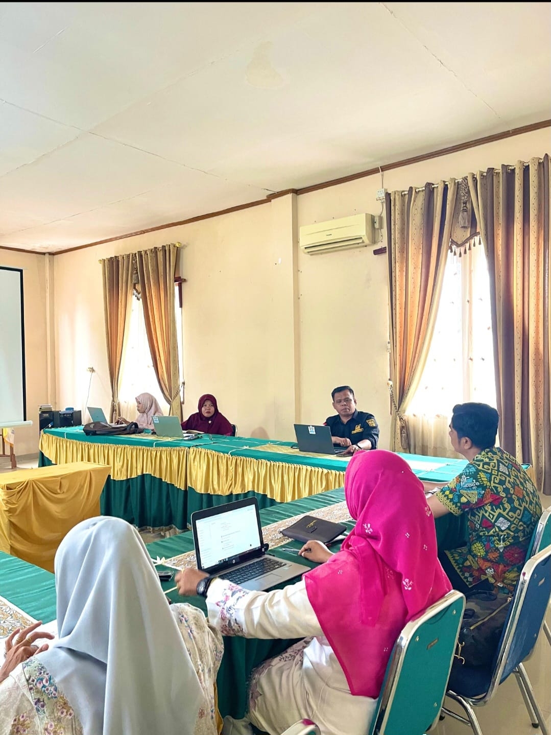 RAPAT KOORDINASI DAN PERSIAPAN PASCASARJA IAI YAPTIP CHADIJAH ISMAIL PASBAR